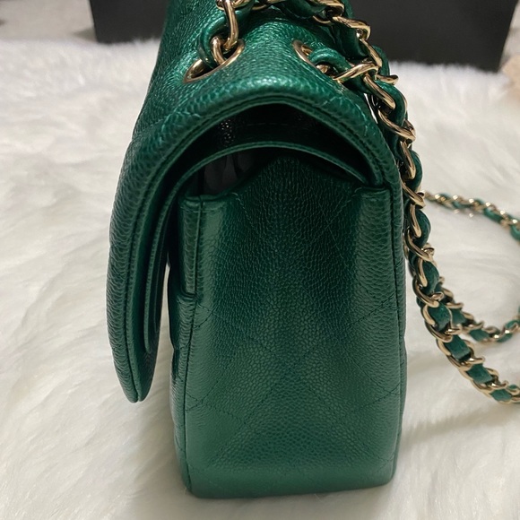 Chanel | 18s Iridescent Emerald Green Jumbo DF - Picture 5 of 9